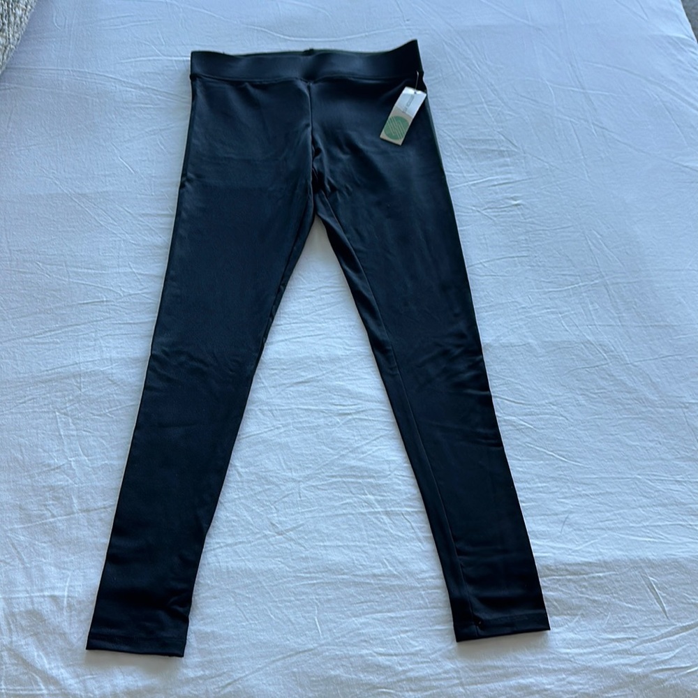 Black leggings